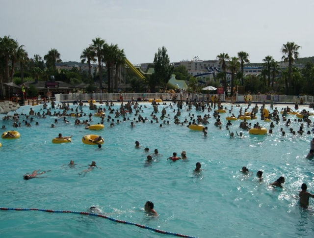 Piscina con roscos